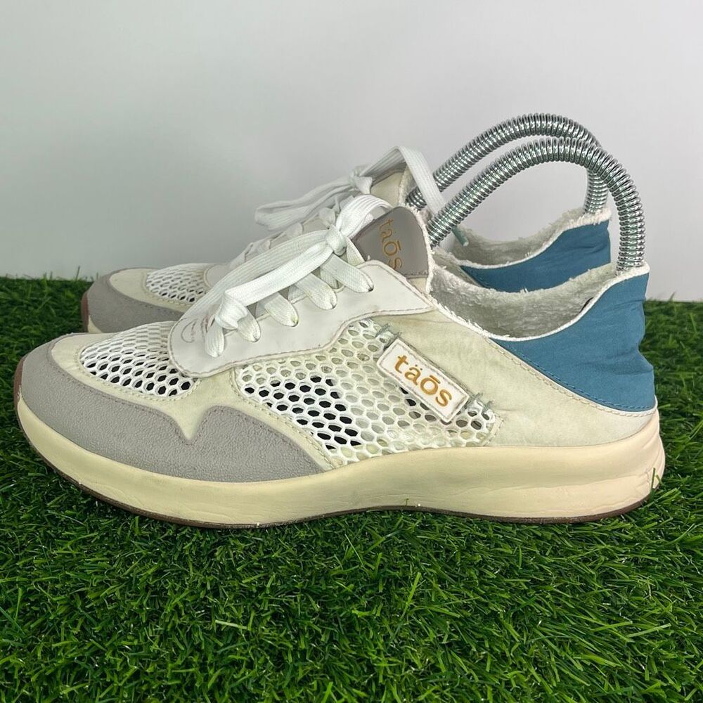 Taos Direction Sneaker Women size 7